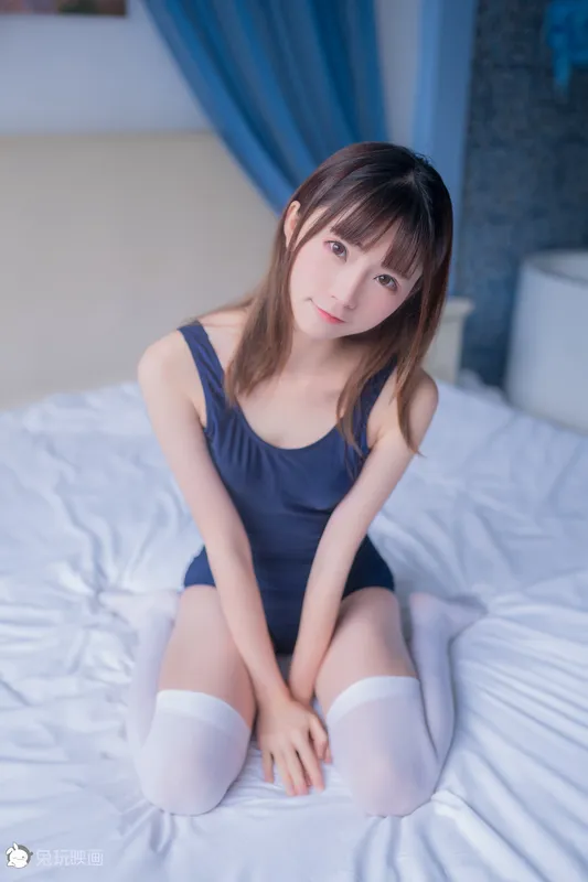 兔玩映画 夏日泳装 Vol.018 浴缸白丝 - 兔玩映画